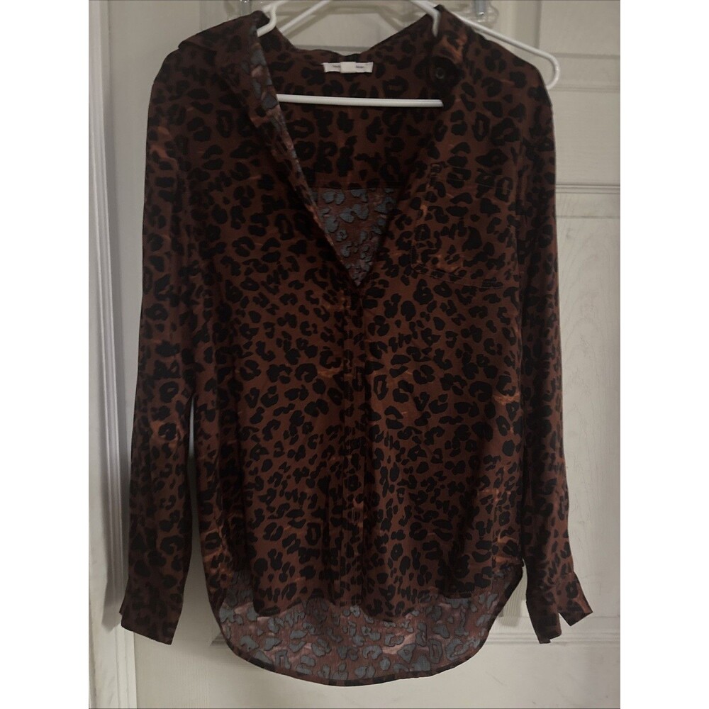 Beach Lunch Lounge Womens Blouse Animal Print  Button Up  Size Small 3/4 Slv